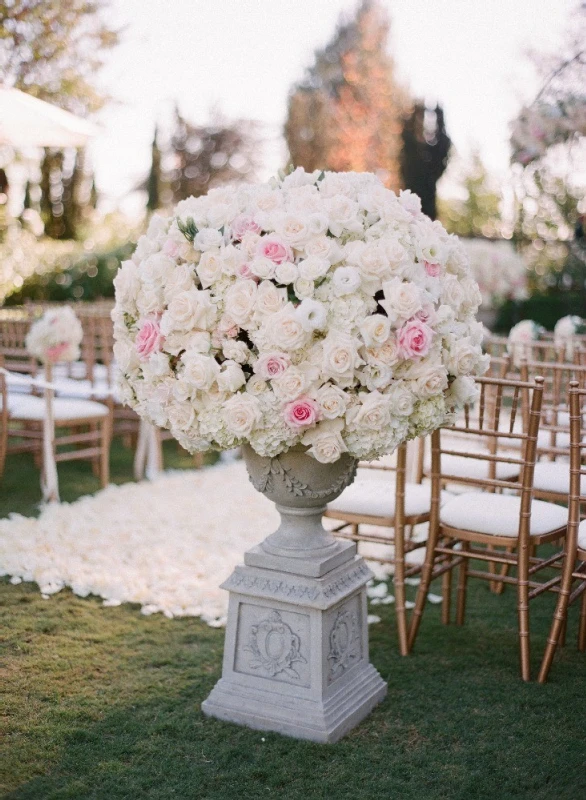 A Wedding for Yvonne and Mo