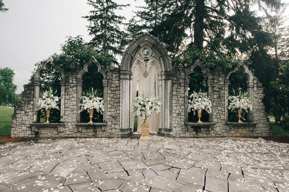 A Classic Wedding for Jennifer and Steven