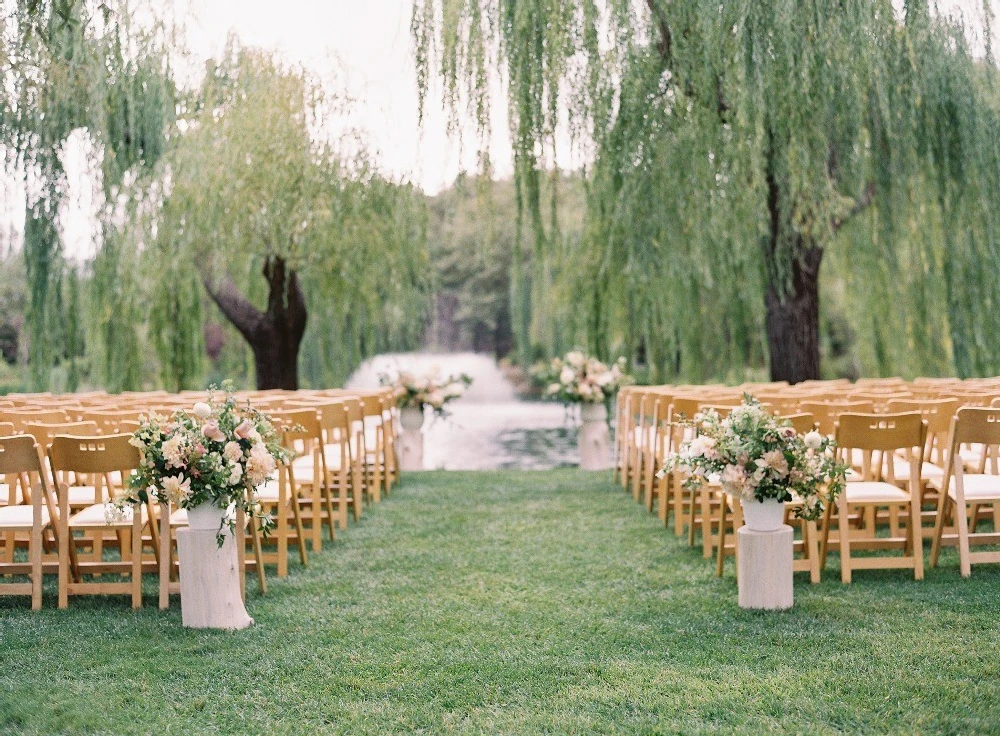 A Classic Wedding for Jenna and John