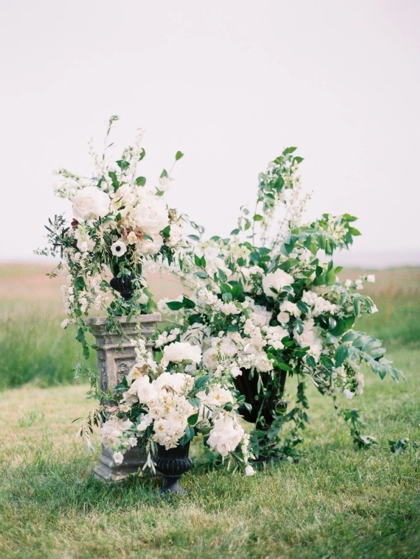 A Classic Wedding for Caitlin and Zach