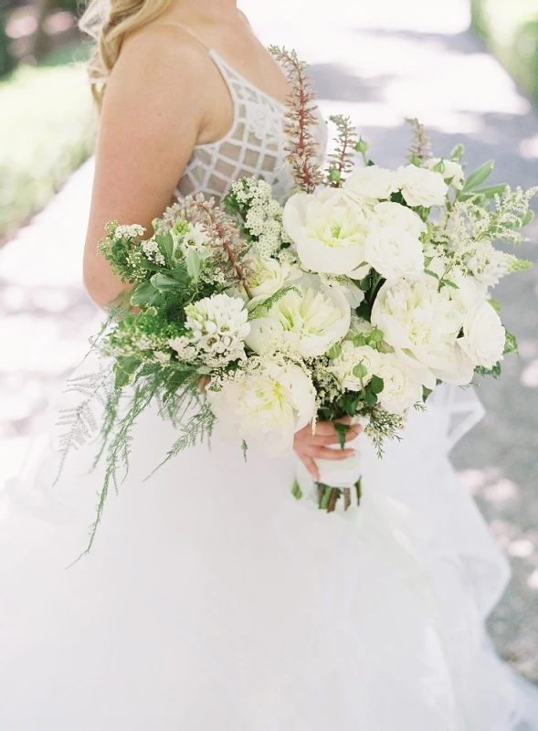 An Outdoor Wedding for Ellen and Morgan