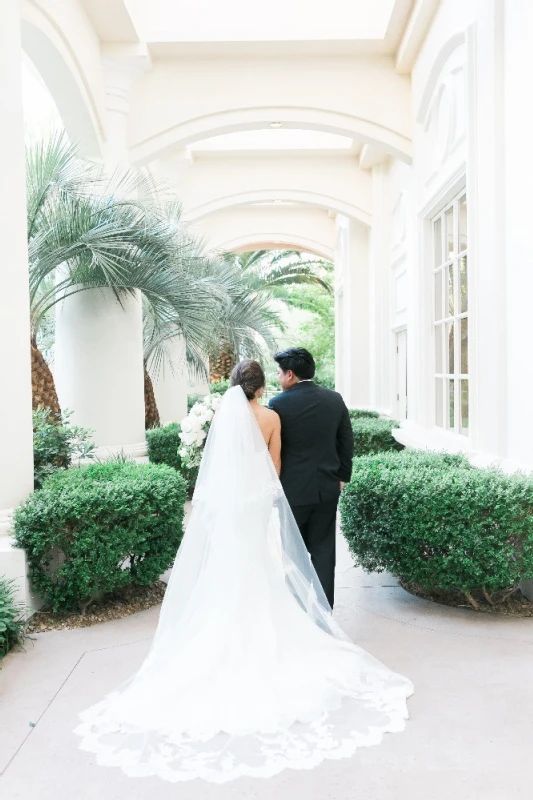 An Indoor Wedding for Catherine and Jordan