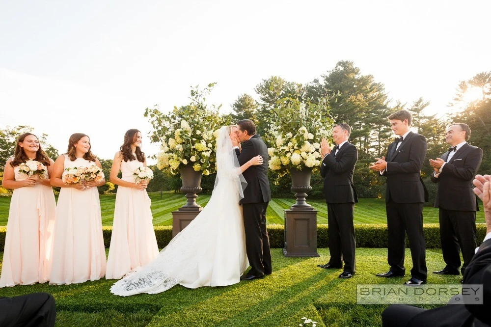 A Classic Wedding for Amy and Darrell