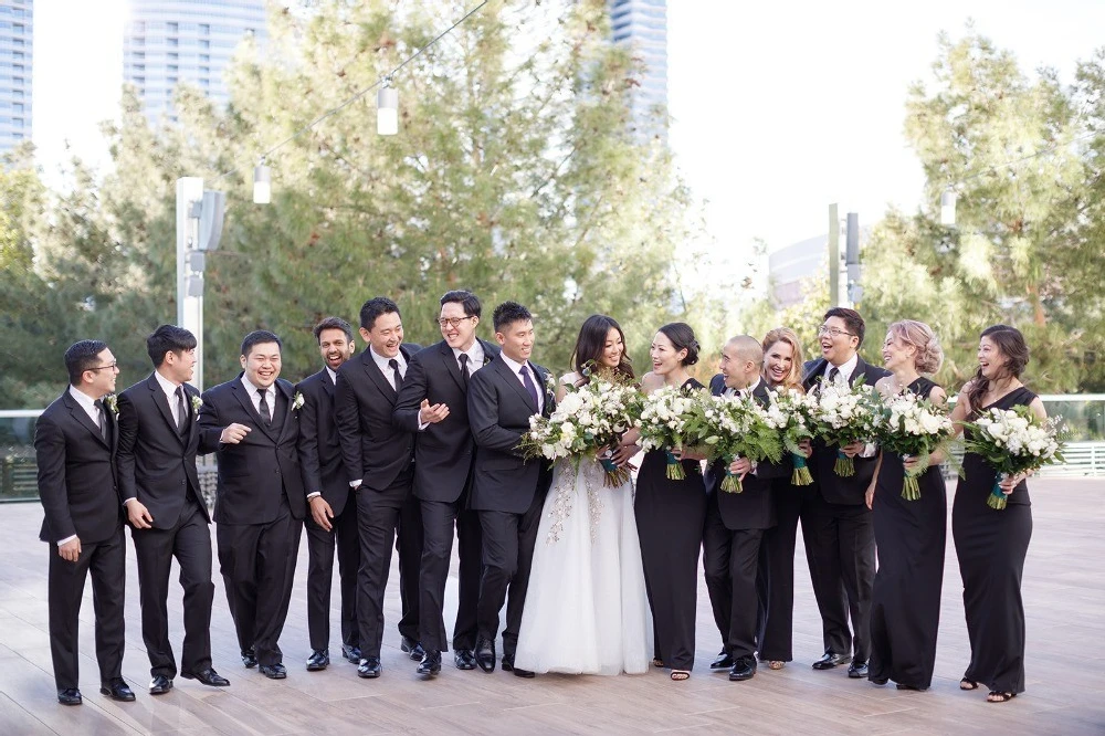 A Forest Wedding for Theresa and Jeff