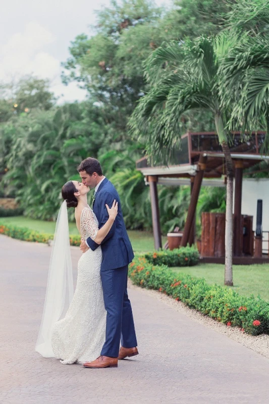 A Beach Wedding for Hannah and Seth