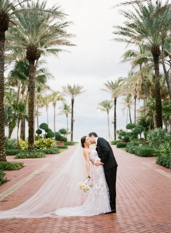 A Beach Wedding for Amanda and David