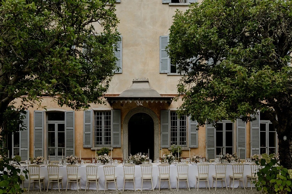 An Outdoor Wedding for Sophie and John