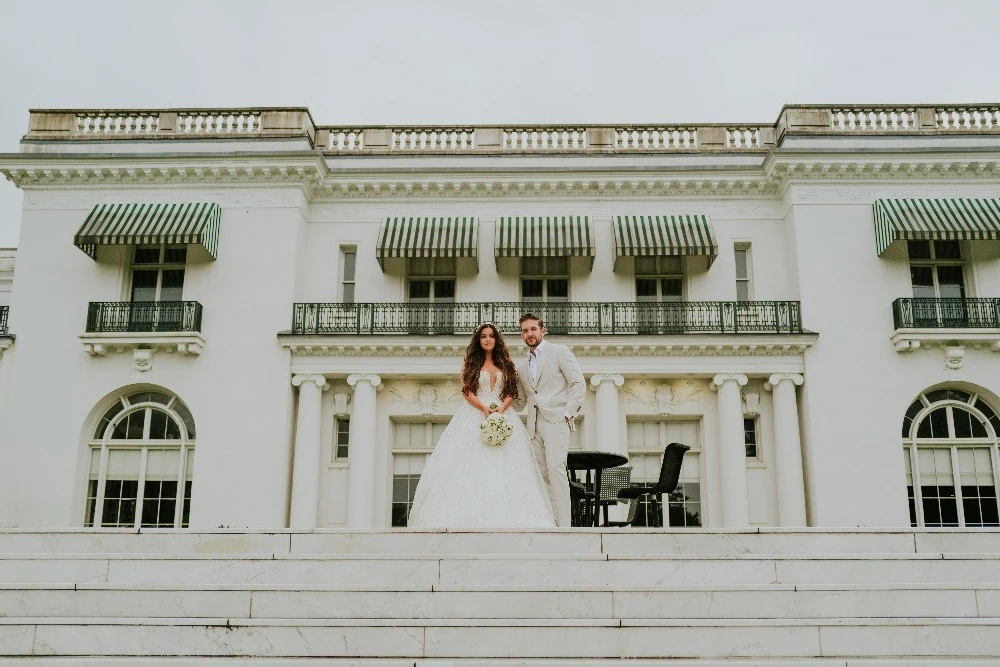 A Formal Wedding for Elisabeth and Jordan