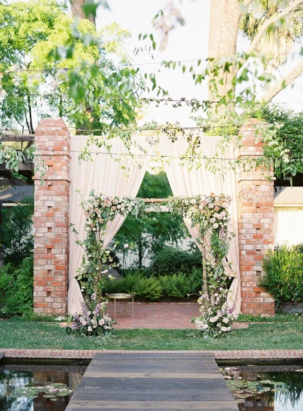 A Rustic Wedding for Christina and Gordon