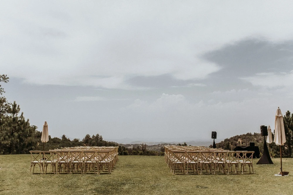 A Rustic Wedding for Meg and Allie