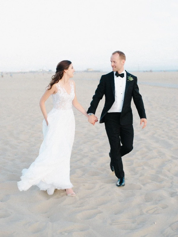 A Beach Wedding for Laura and Dan