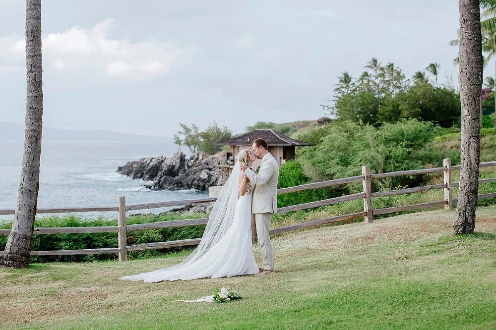 A Beach Wedding for Lindsay and Cody