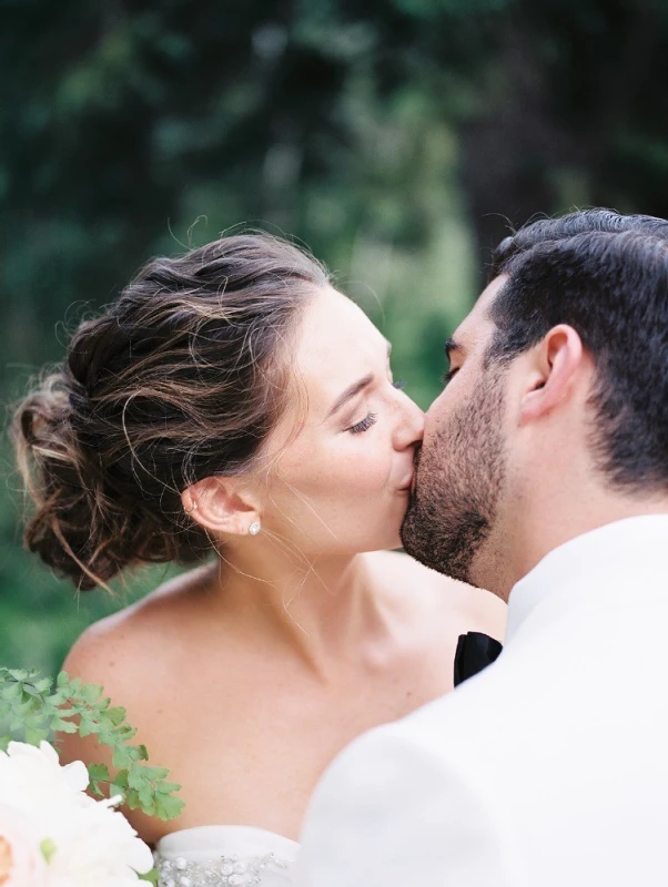 A Vintage Wedding for Allison and Sam