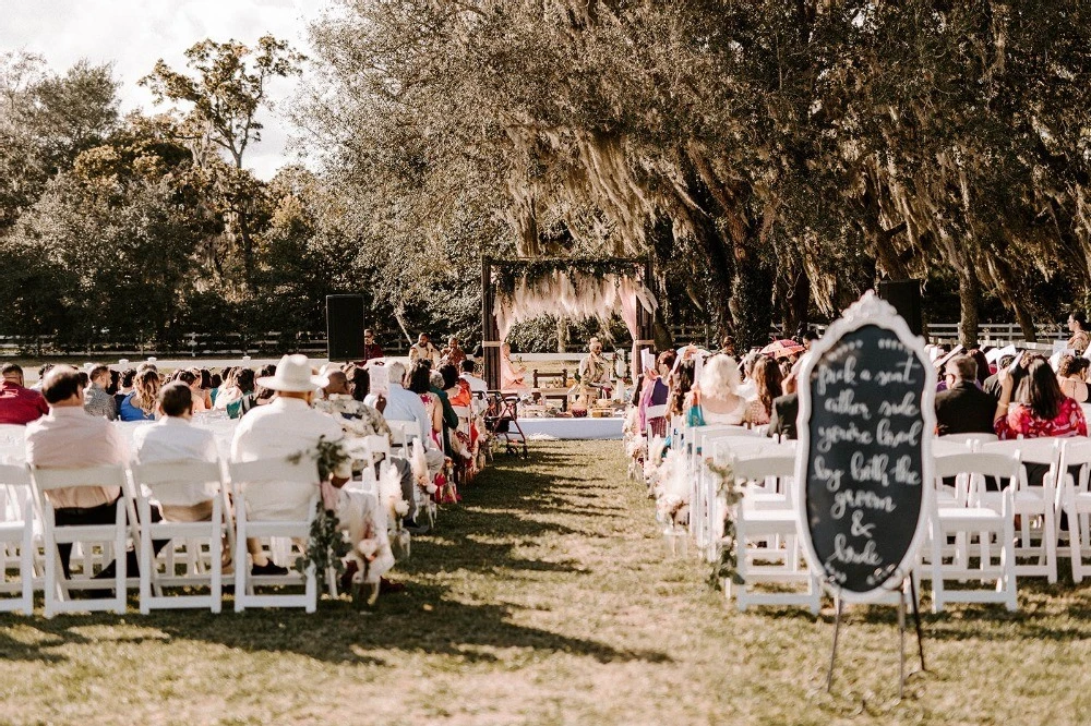 A Classic Wedding for Amanda and Kyle