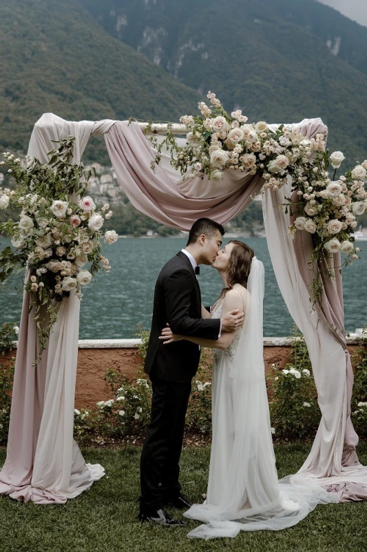 An Outdoor Wedding for Sophie and John