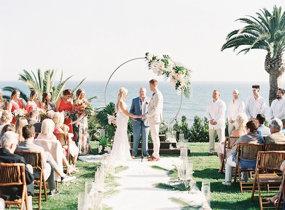 A Beach Wedding for Taylor and Andrew