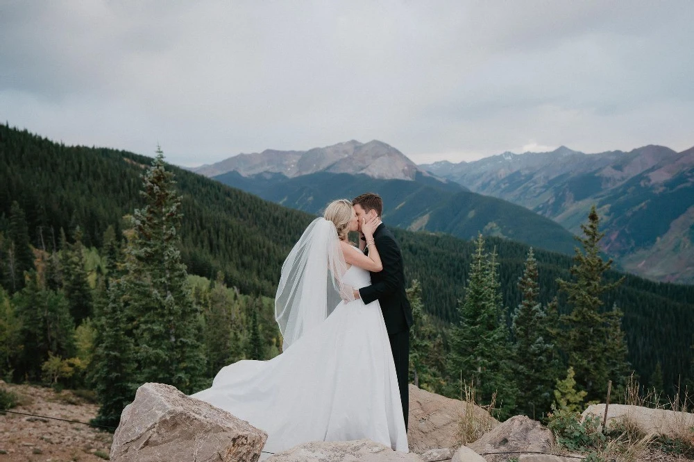 A Mountain Wedding for Tarin and Mike