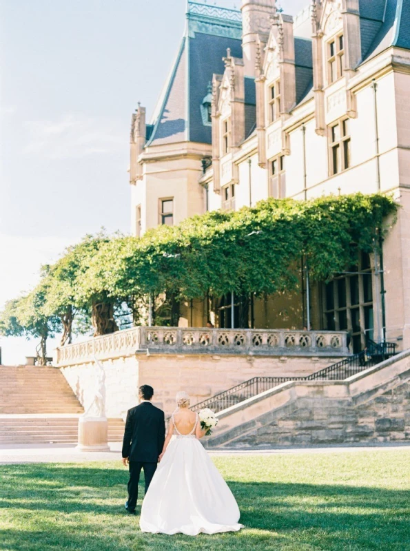 A Classic Wedding for Courtney and James