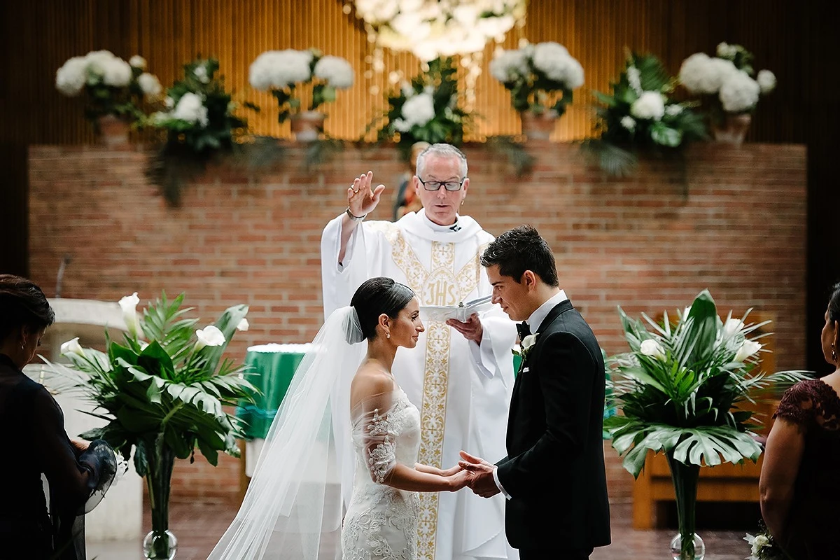 A Formal Wedding for Amanda and Frank