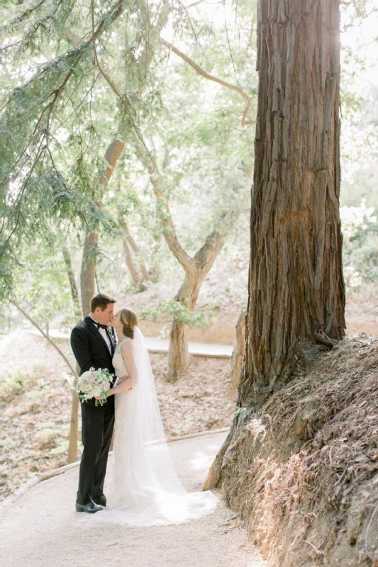 A Classic Wedding for Lisa and Kevin