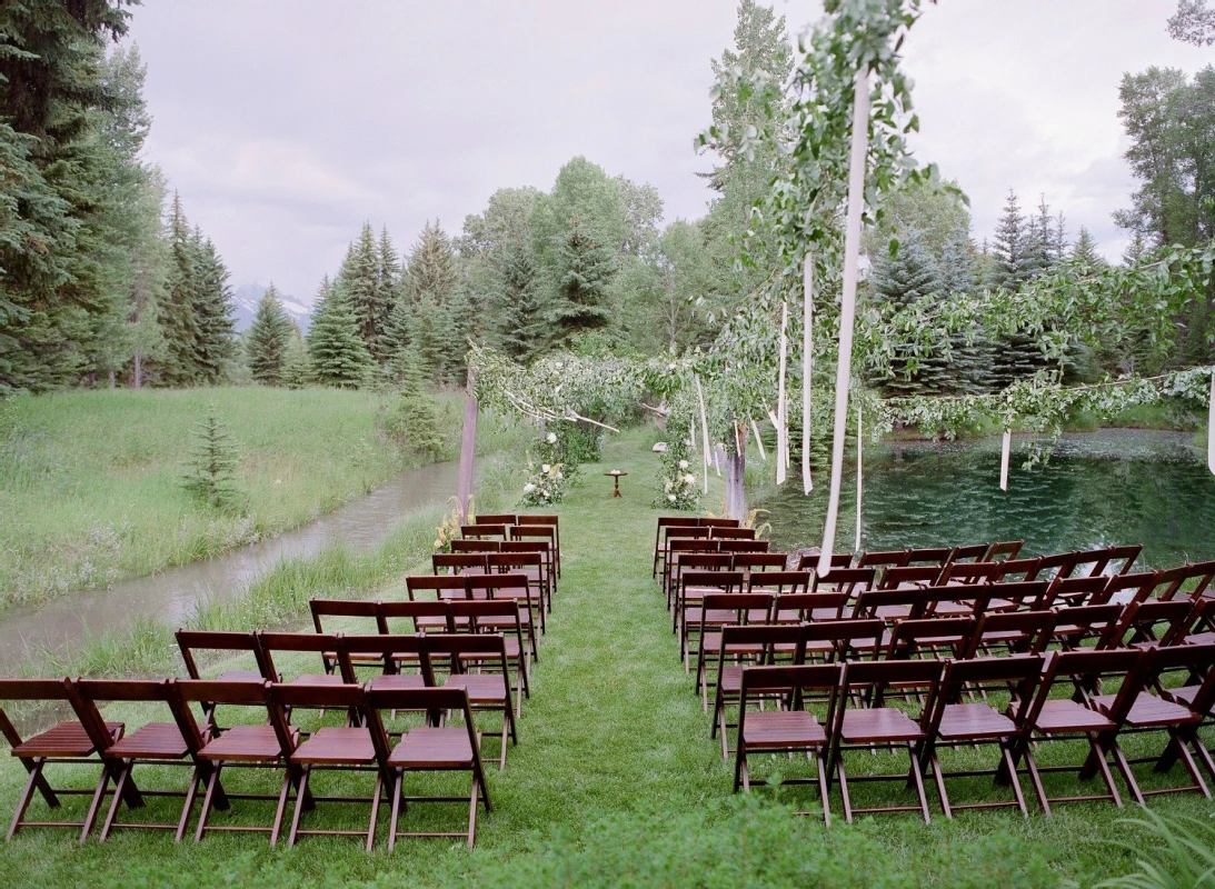 An Outdoor Wedding for Edith and Jacob