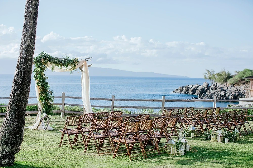 A Beach Wedding for Lindsay and Cody