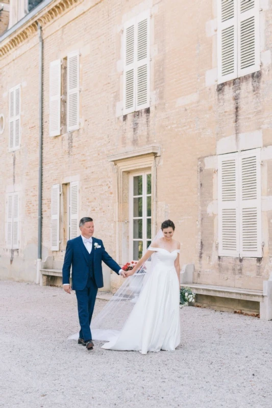 An Outdoor Wedding for Olga and Keith