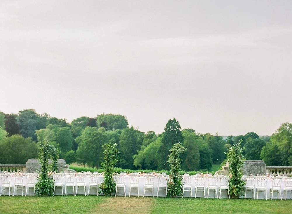 A Classic Wedding for Laura and Craig