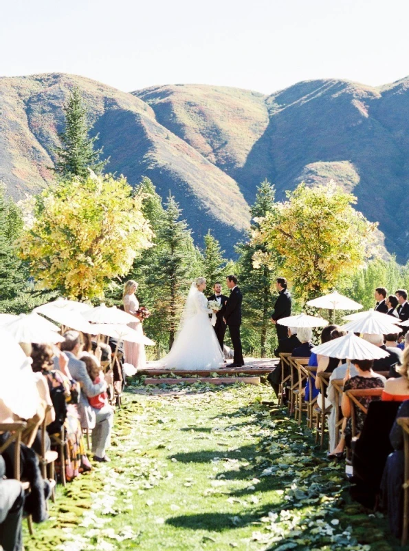 A Mountain Wedding for Carolyn and Will