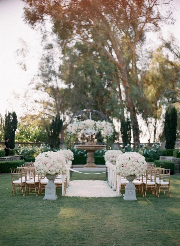 A Wedding for Yvonne and Mo