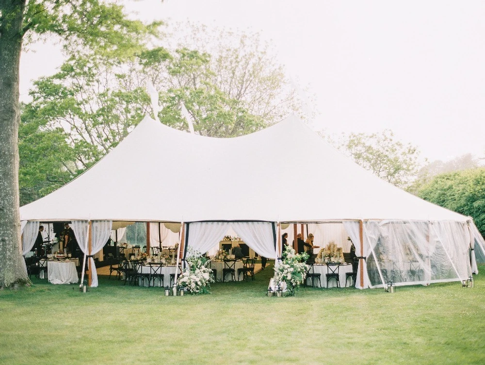 A Classic Wedding for Caitlin and Zach