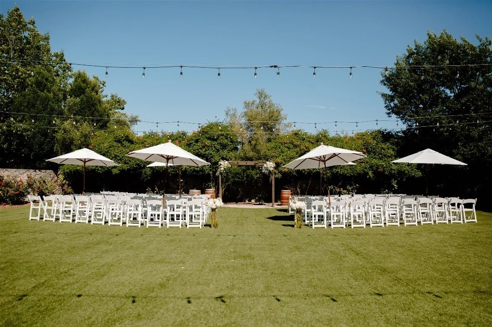 A Country Wedding for Hana and Jake