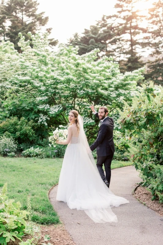 A Classic Wedding for Lauren and David