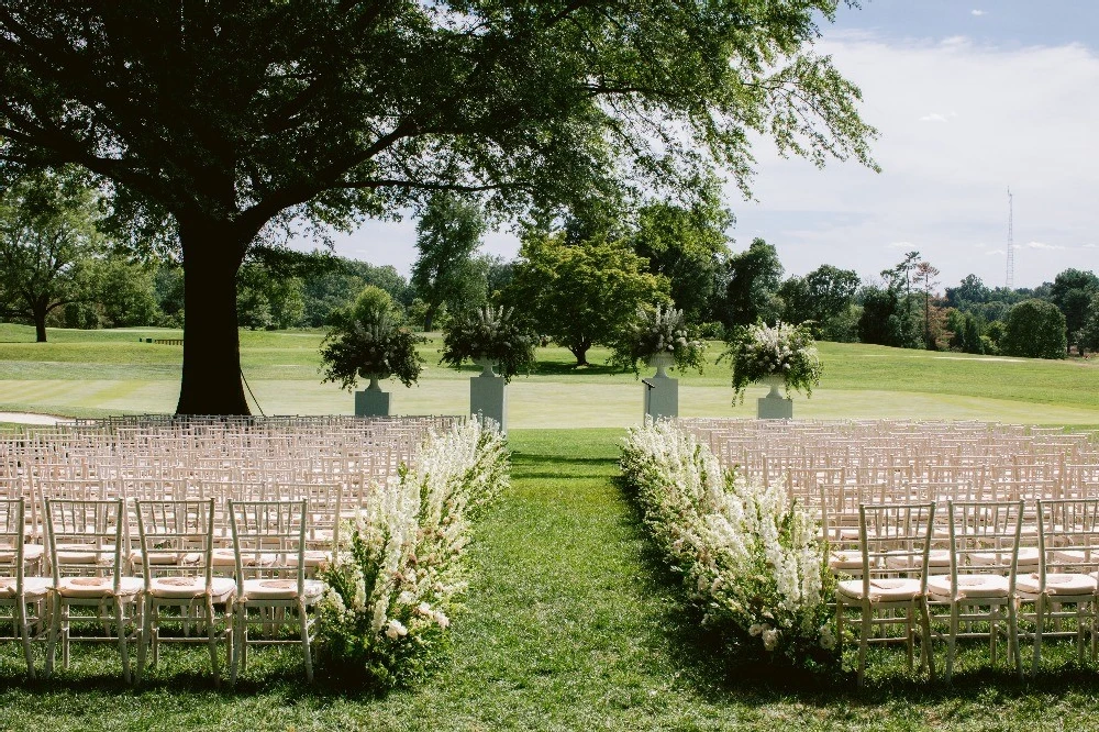 A Classic Wedding for Lucy and Charlie