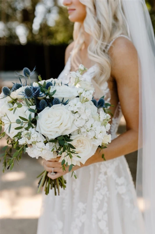 A Country Wedding for Hana and Jake