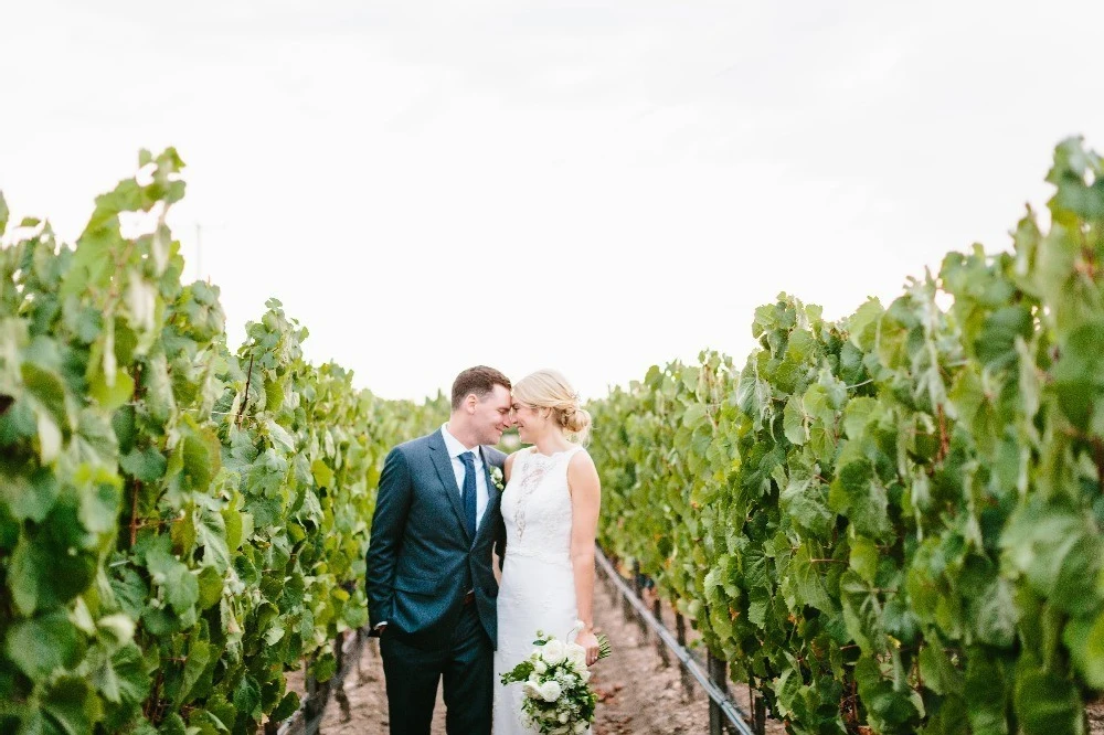 A Classic Wedding for Shelley and Lucas