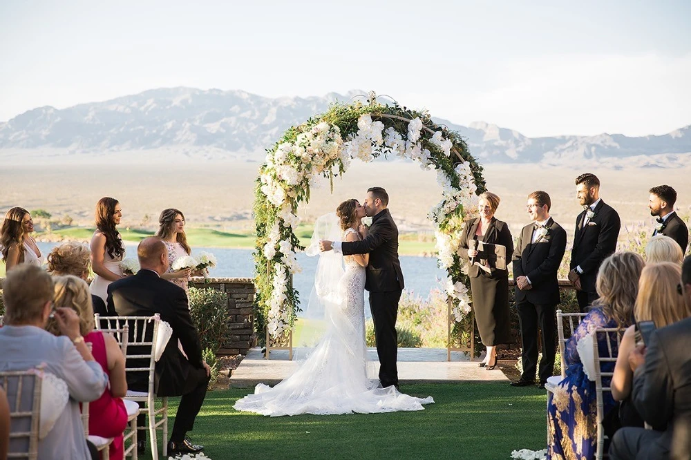 A Classic Wedding for Marie and Carlos