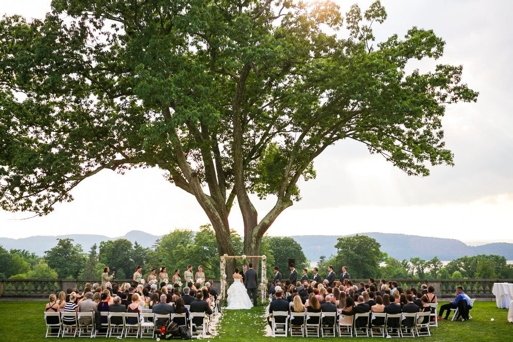 A Wedding for Samantha and Michael