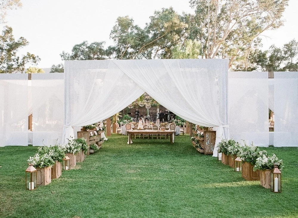 A Rustic Wedding for Carolina and Ethan