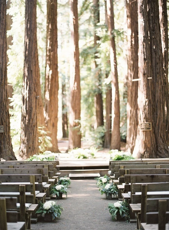 An Outdoor Wedding for Hilary and Joe