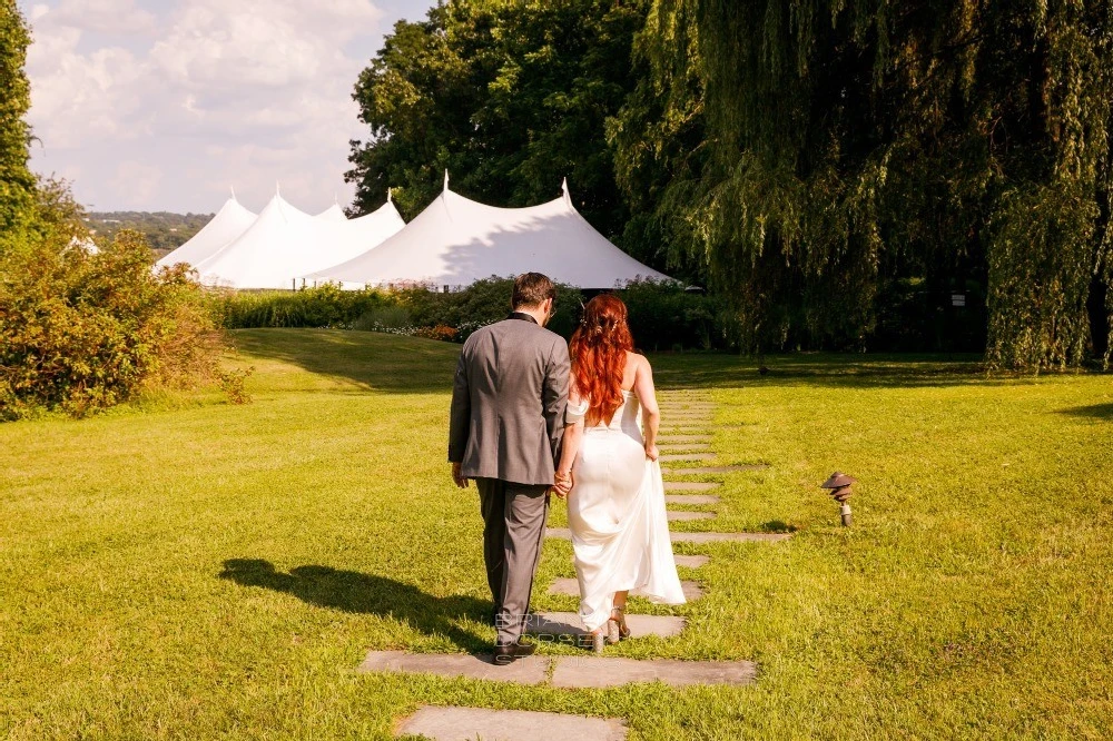 A Rustic Wedding for Anastasia and Greg