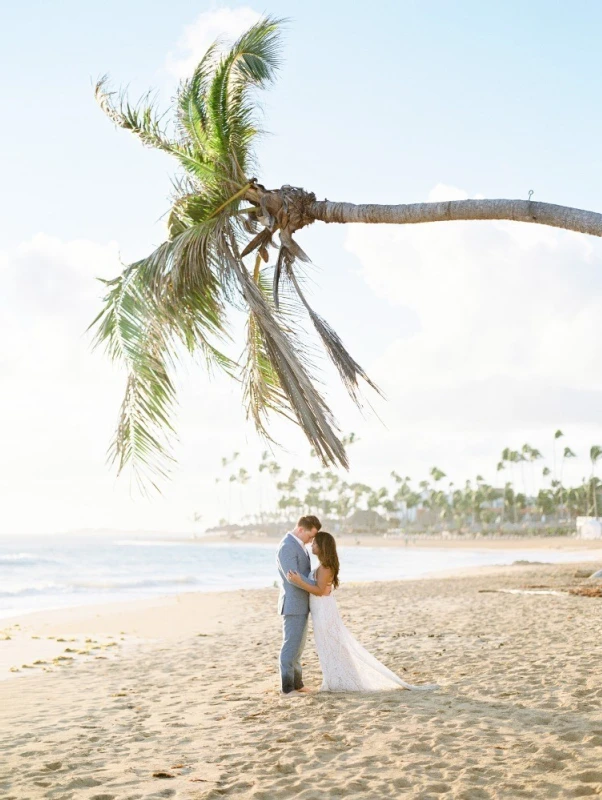 A Beach Wedding for Michelle and Stefan