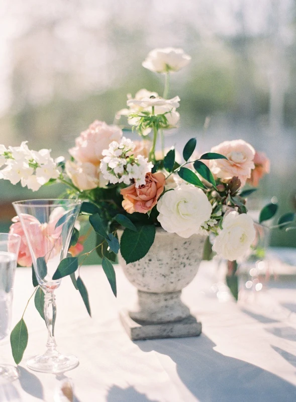 An Outdoor Wedding for Jenny and Nick