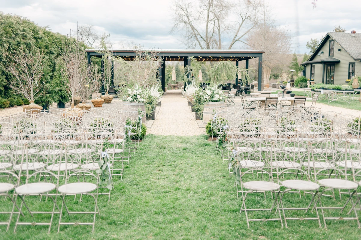 An Outdoor Wedding for Alix and Kyle