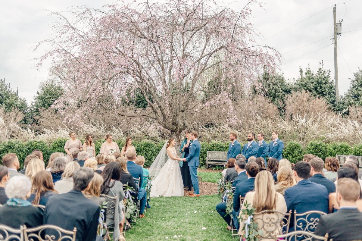 An Outdoor Wedding for Alix and Kyle