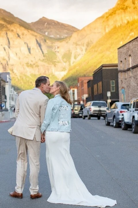 A Rustic Wedding for Tory and Chris