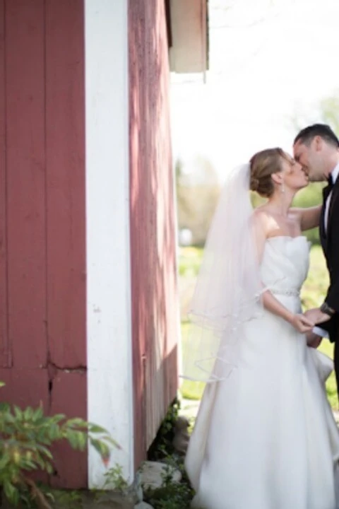 A Wedding for Jennifer and Colin