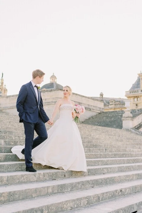 A Garden Wedding for Alice and Bob