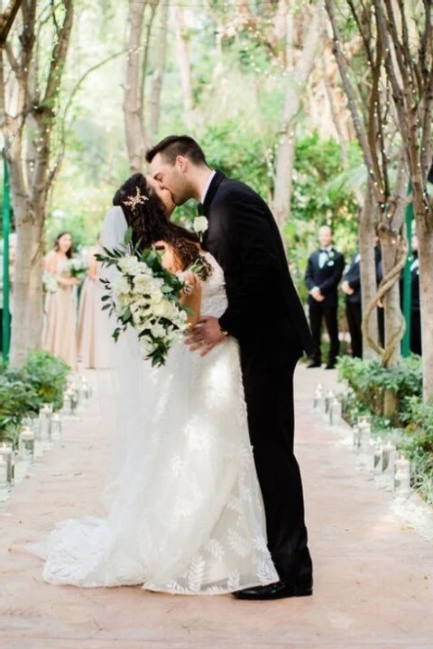 A Garden Wedding for Kimmy and Zach