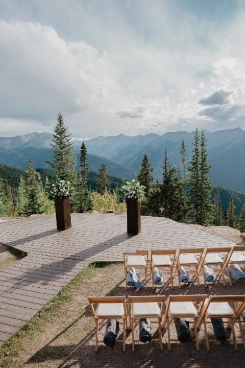 A Mountain Wedding for Tarin and Mike